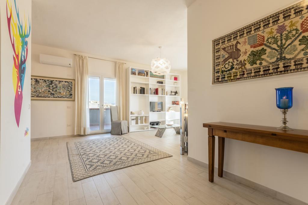 Ferienwohnung Elafi Penthouse Cagliari Exterior foto